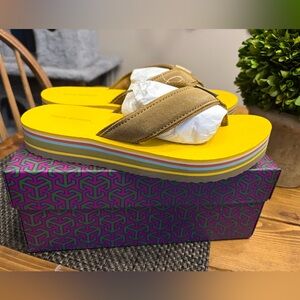 Tory Burch 70’s Platform Flip Flops Seamoss Size 7 NIB